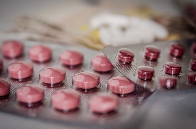 Associação entre o uso sistemático de corticosteróides e a mortalidade entre os pacientes de COVID-19 em situação crítica